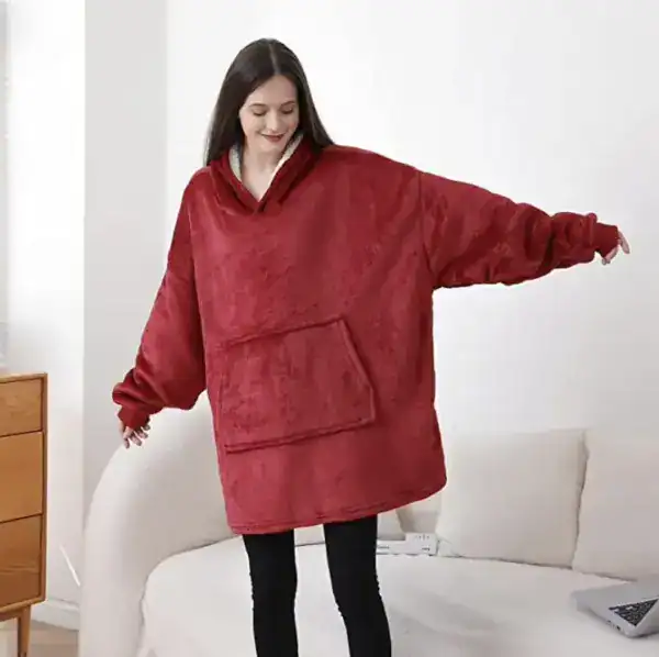 Poncho plaid rouge pour adulte, capuche, poches, confortable.