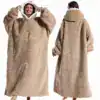 Poncho plaid femme long en forme d'apple, capuche doublée, poche avant.