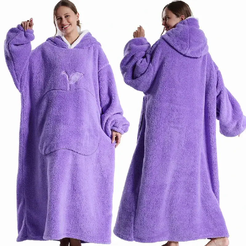 Poncho plaid violet femme long avec capuche et poches.