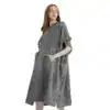 Poncho serviette de plage à capuche gris, séchage rapide, poches avant.