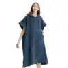 Poncho serviette de plage à capuche bleu marine, séchage rapide, poches avant.
